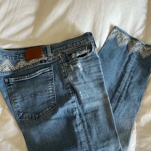 Lucky Brand Handcrafted  Embroidered size 12:/31